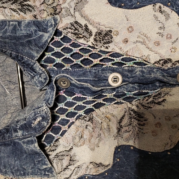COPY - Ladies Jean Jacket - Picture 5 of 8
